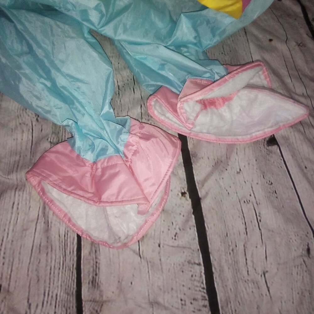 Inflatable unicorn costume Blue size 7 -10 yrs (no box) - Picture 6 of 9